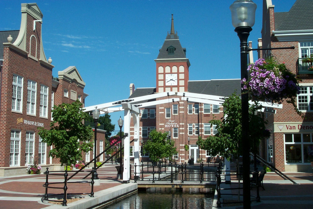 Royal Amsterdam Hotel Pella Exterior photo